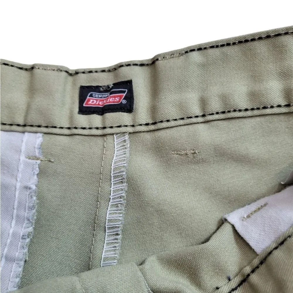 Dickies khaki uniform flat front shorts 14